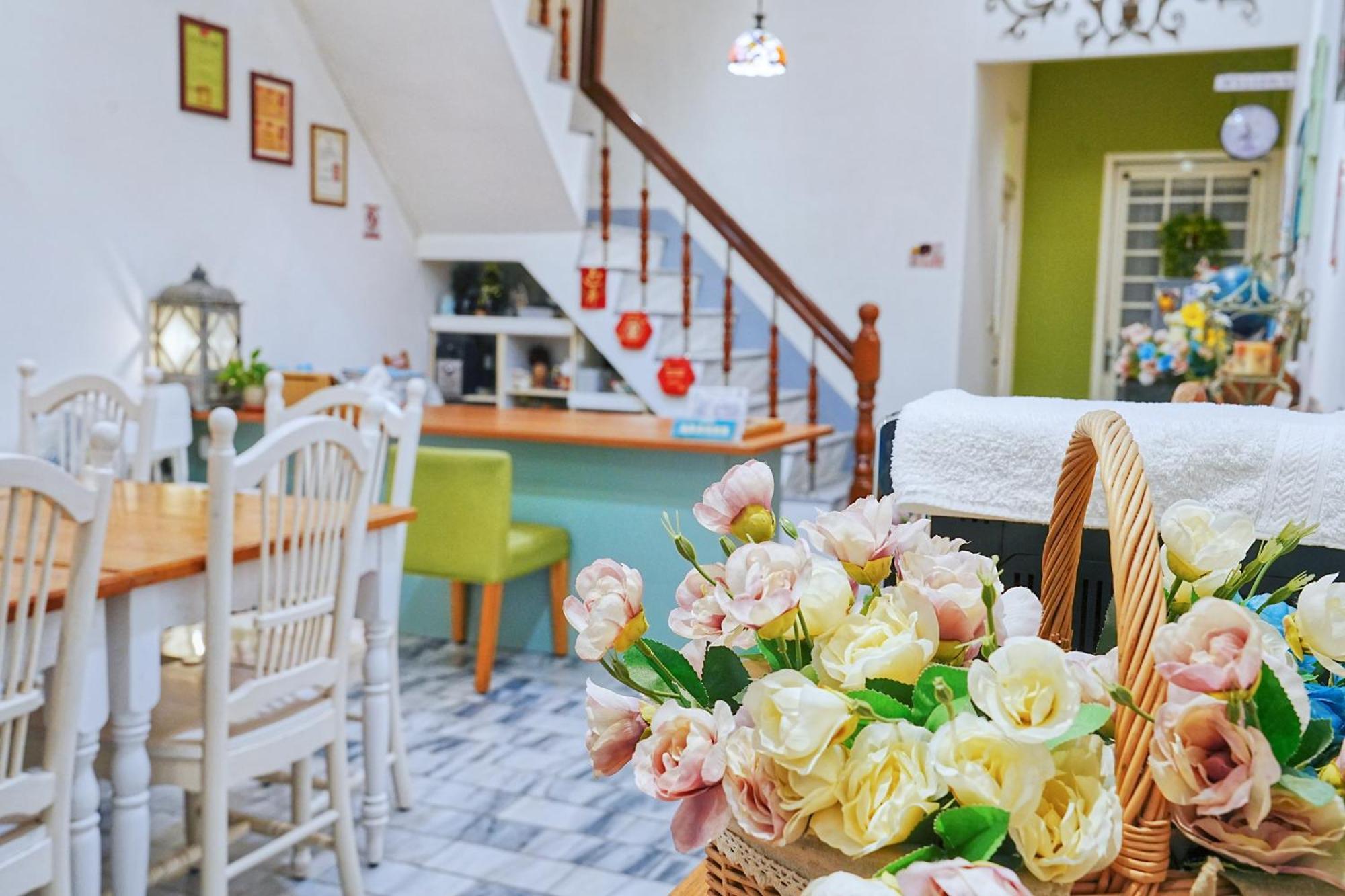 The Wind B&B Budai Luaran gambar